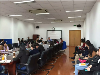 邓峰教授出席上海外国语大学“外交育苗工程系列讲座”第四讲