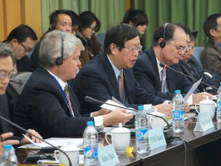 “中亚南亚战略交叉点”国际研讨会在我校举行