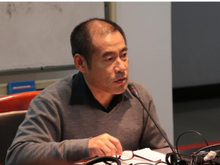 刘文飞教授在我院做“苏联解体后俄语文学的若干悖论走向”主题讲座