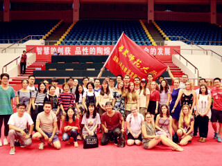 导师精品讲座引领入学教育 国关中外新生领略中国智慧